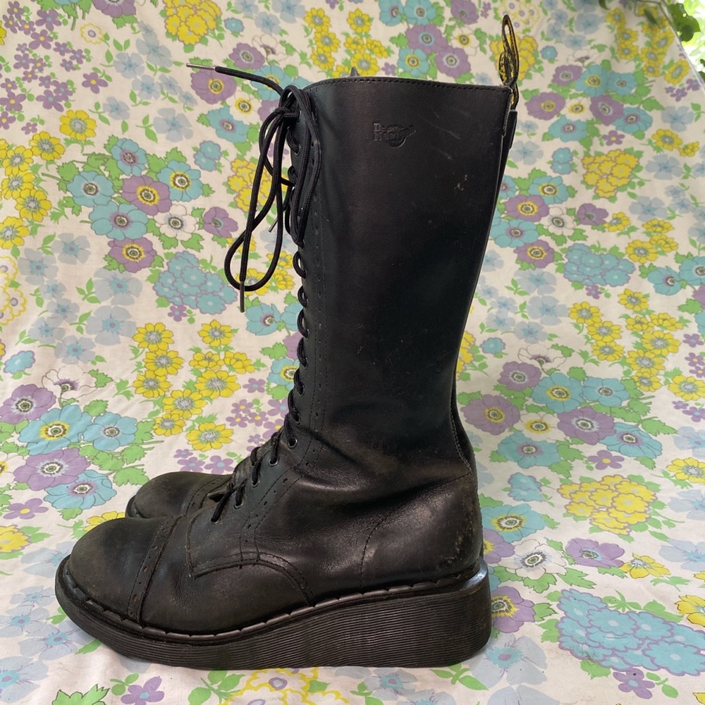 Vintage 11” Dr. Martin Airwalks